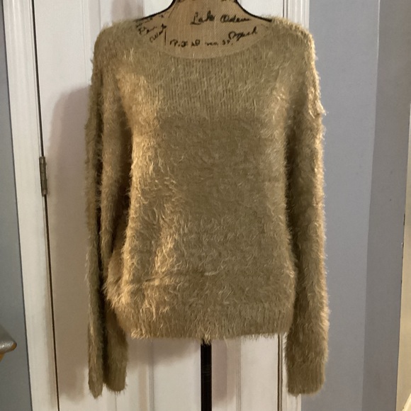 Very J Fuzzy Sweater - Picture 4 of 6